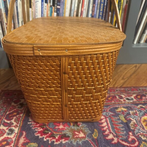 Hawkeye Finest Hamper/picnic basket - Picture 5 of 12